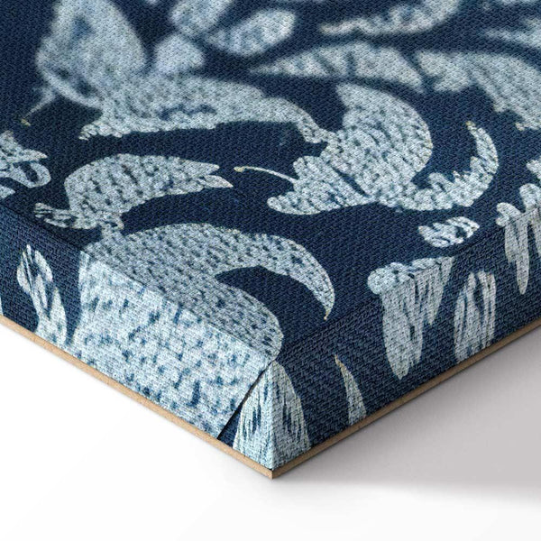 Quadro - Retro Ornament Decorative Motif in Worn Blues