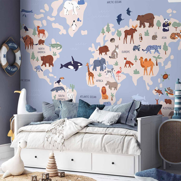 Carta da parati - World Map With Animal Illustrations