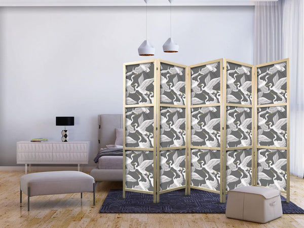 Paravento giapponese - Pastel birds - a delicate pattern of white and grey herons on a light pink background