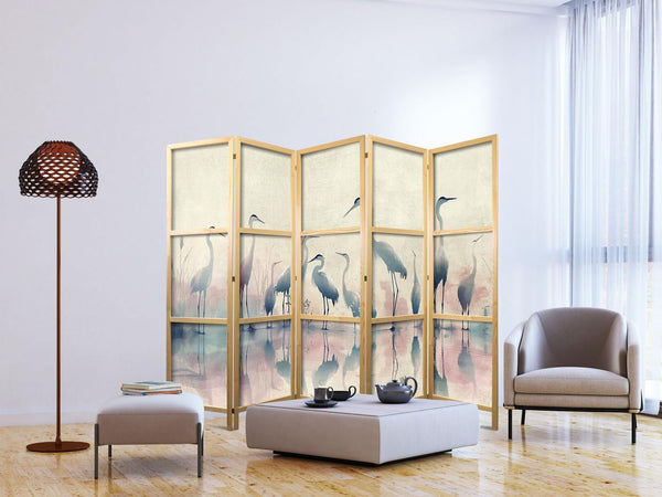 Paravento giapponese - Birds by the lake – herons painted in watercolours in delicate grey and pink colours