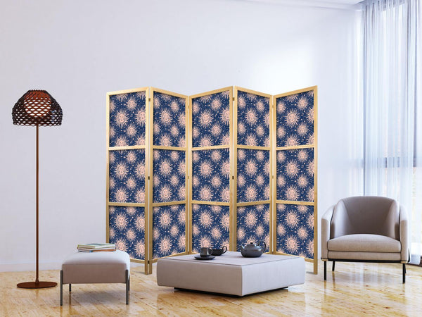 Paravento giapponese - Sunny Patterns - Repeating Sun Motif on a Navy Background