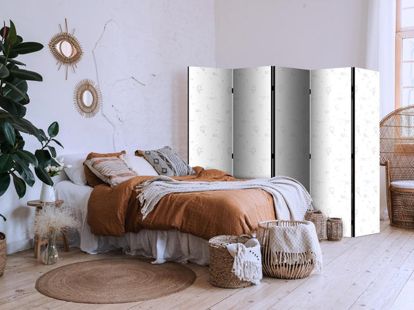 Paravento - Watercolor - Airplanes and Balloons Painted on a White Sky Background