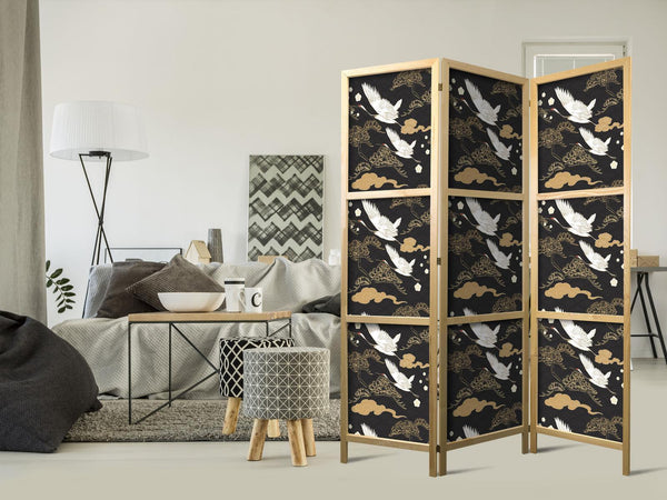 Paravento giapponese - Oriental impressions - decorative pattern with a motif of flying cranes on a dark background