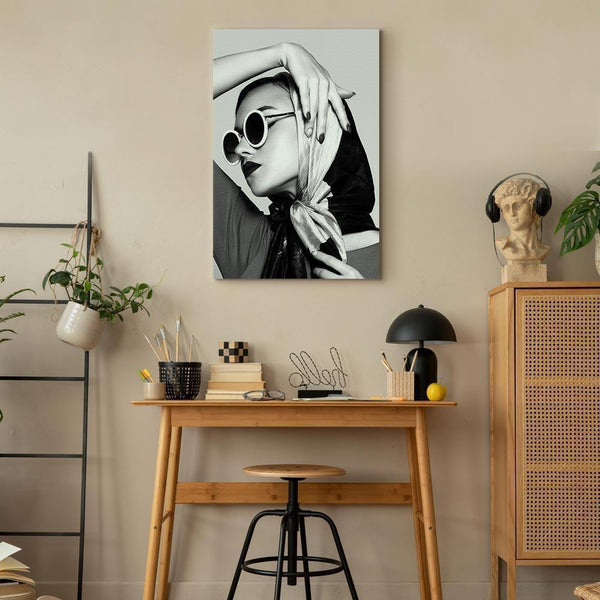 Quadro - Stylish Lady (1 Part) Vertical