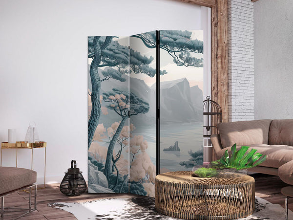 Paravento - Mountainous Coast with Trees and Rocks - in Light Pastel Blues