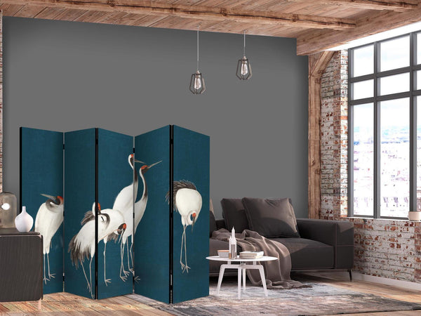 Paravento - Evening by the pond - a group of cranes drawn with dry pastels on a dark turquoise background