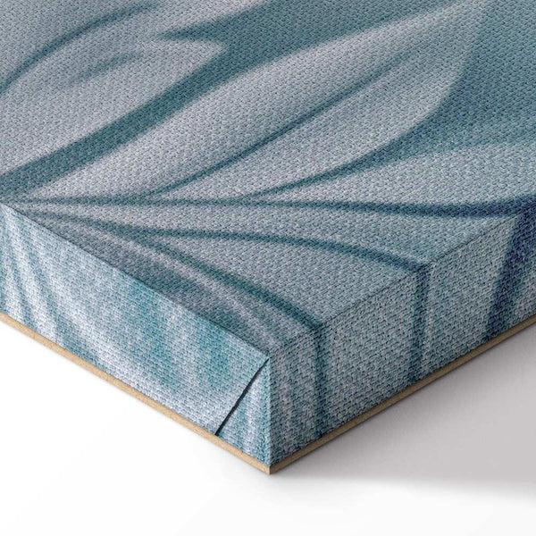 Quadro - Ornaments in Worn Muted Turquoises: Delicate Plant Pattern