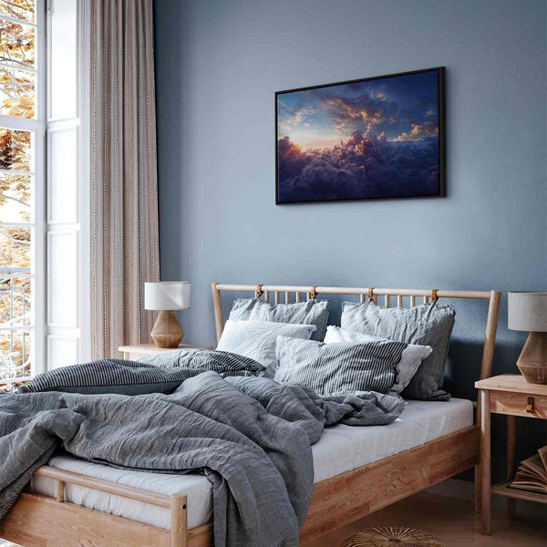 Quadro - The Sun in Hiding: The Golden Face of the Sky Over a Cloudy Sea