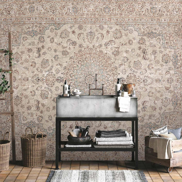 Carta da parati - Sand carpet - worn Persian carpet with rich decorative motifs