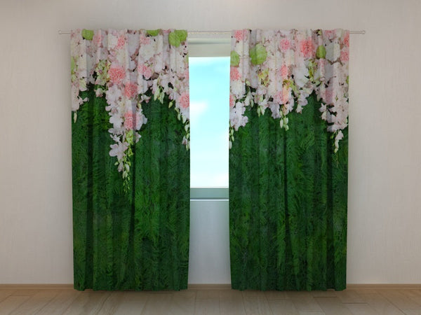 Foto Tende con Stampa Fiori Cascanti Freschezza di Pino