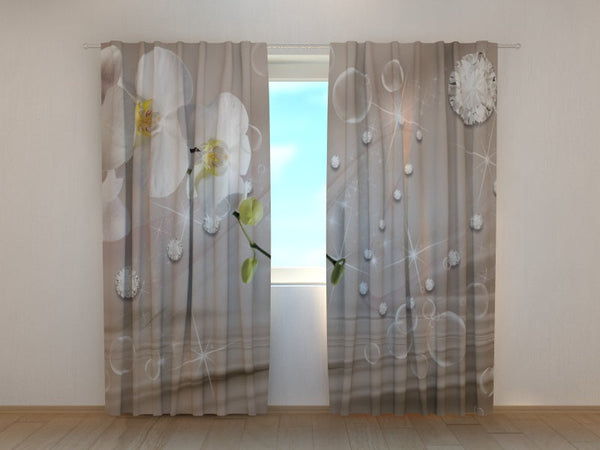 Foto Tende Orchidee e Strass su Seta Beige