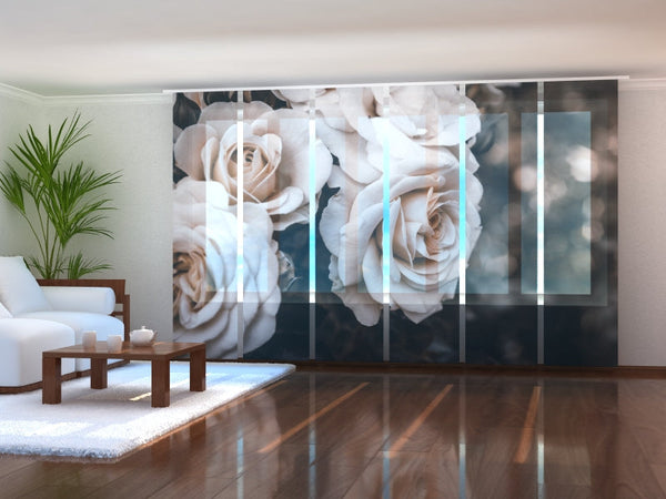 Set di 6 Tende a Pannello Belle Rose Pastello in Giardino