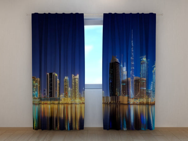 Foto Tende Veduta di Business Bay a Dubai